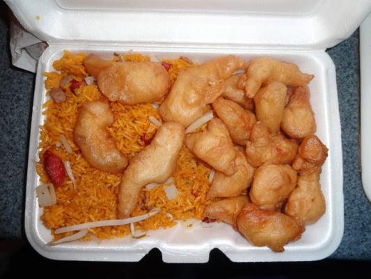 Sweet & Sour Chicken combo platter, at Wah Lung's in Bristol, CT.