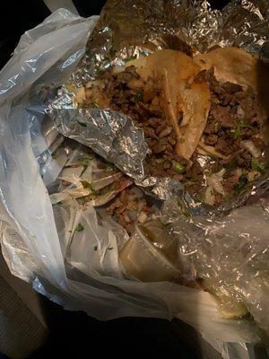 Tacos Y Burritos El Pariente