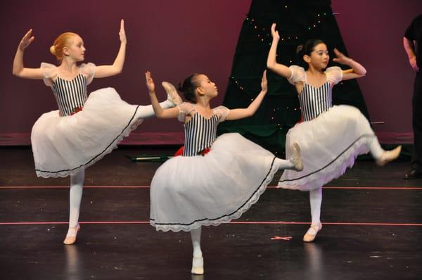 Shely Pack Dancers' "Nutcracker"!