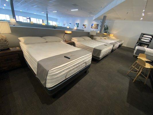 Do you want to try the mattress that the queen of England sleeps on? Come experience Hypnos Luxury Beds.