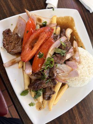 Lomo Saltado