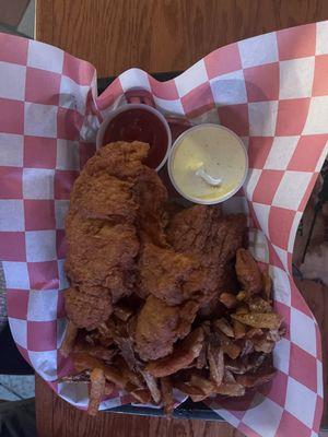 Chicken finger basket with spicy fries