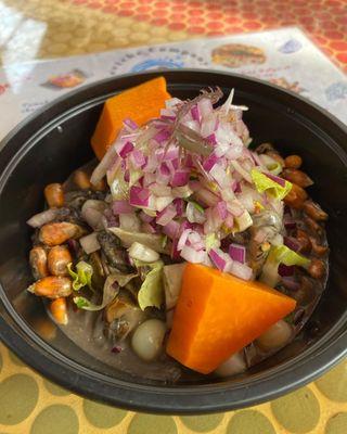 Ceviche de Conchas negras