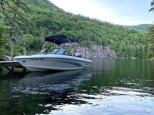 Sport Boat, 150HP Outboard Rinker QX, 
Max Capacity 8