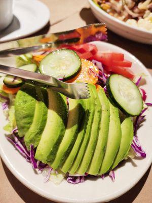 Avocado salad