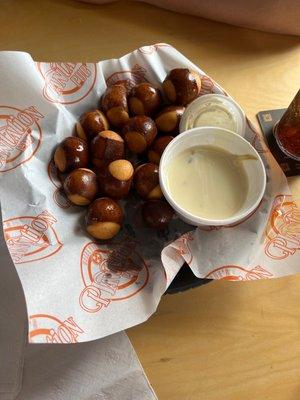 Pretzel bites with queso