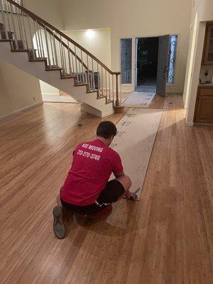 Protect your floor and walls before moving? Just call us. 4US MOVING LLC