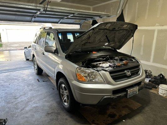 2003 Honda pilot valve cover , mounts , and axle replacement