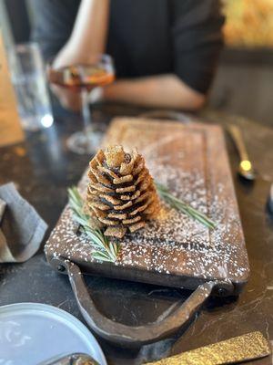 Dessert Pine Cone