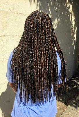 individual box braids (medium)