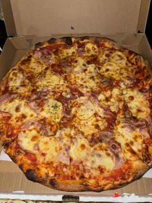 18" Large Old Smokey Pizza