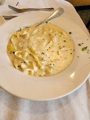 Fettuccine Alfredo