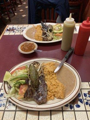 Carne asada meals and salsa