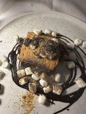 S'mores brownie dessert