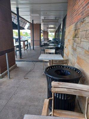 Lots of outdoor seating.