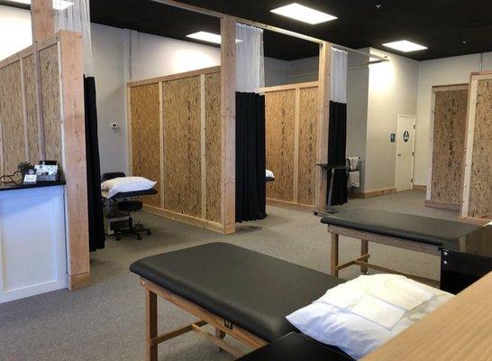 Physical therapy beds