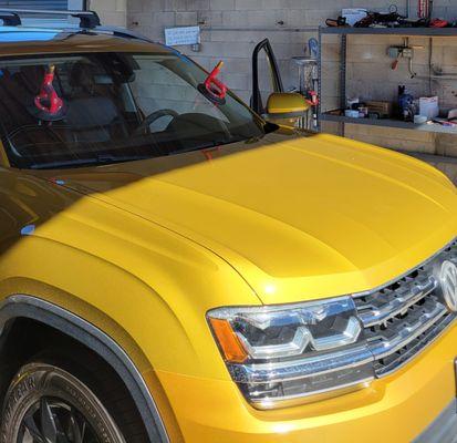 2018 VW Atlas with new windshield installed by state auto glass