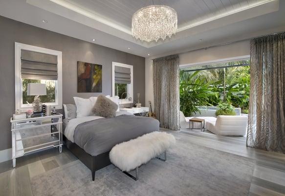 Gorgeous bedroom.