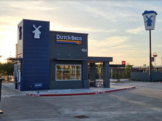 Dutch Bros Azle