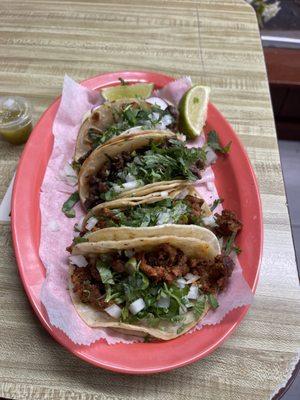 Tacos de pastor y asada