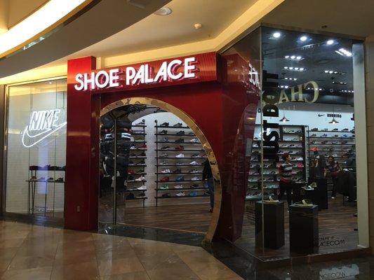 Shoe Palace