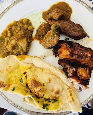 Garlic Naan, Lahori Murgh Cholay, Goat Curry, Beef Lahori Seekh Kabab, Lahori Chicken Tandoori Leg