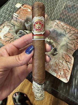 Arturo Fuente - and a super dirty ashtray!