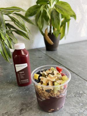 Acai bowl and juice