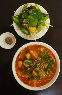 Bun Rieu