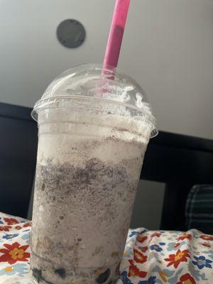 Oreo smoothie w/boba