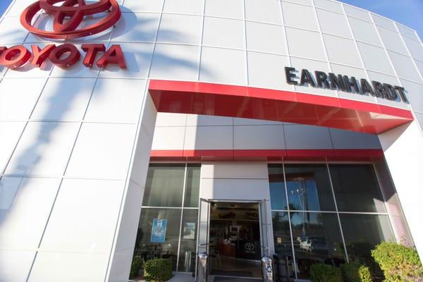 Welcome to Earnhardt Toyota dealership in Mesa AZ