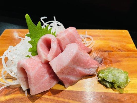 Toro sashimi