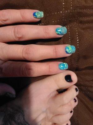 Fingers and toes look fabulous!