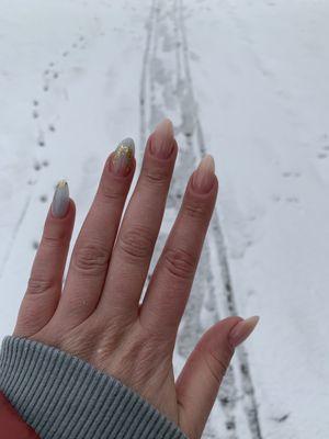 Nude ombré gold dip powder nails with tips