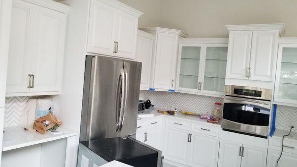 Kitchen cabinets refacing