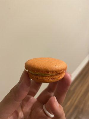 pumpkin spice macaron!