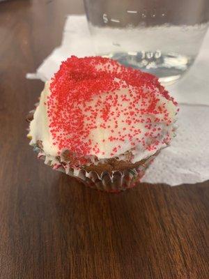 Birthday cupcakes! At Untangled Yarners!