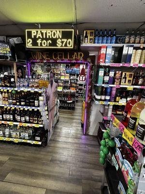 Dewey's Liquor