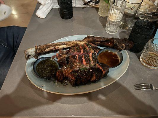 46oz Tomahawk Ribeye