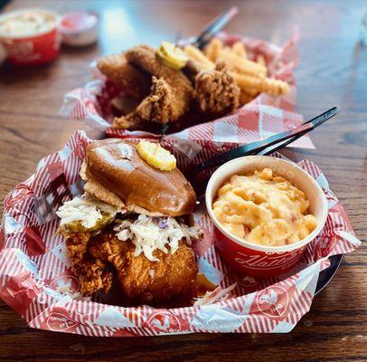 Hot Chicken Sandwich Side Of Pimento Mac & Cheese Whole Wings & 1 Side - Side Of French Fries