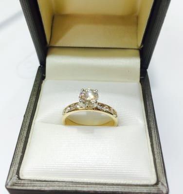 14 K Diamond Engagement Ring