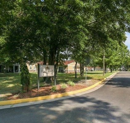 Riverwood Apartments in Colonial Beach, VA, offering one, two and three bedroom apartments for rent in Colonial Beach.