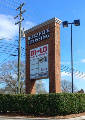 Rozzelle Crossing Shopping Center in Charlotte NC