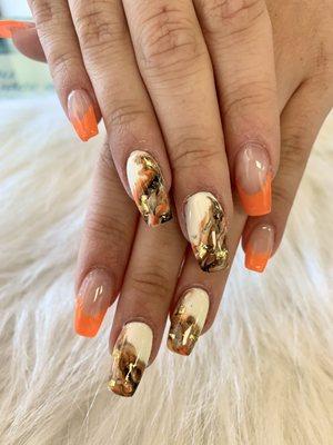 Chic Nails