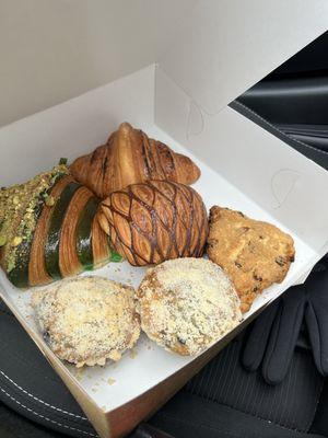 Pistachio and brûlée croissants, pan de chocolate, muffins, and a scone. Big box of amazing!