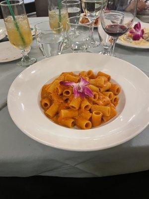 Rigatoni a la vodka