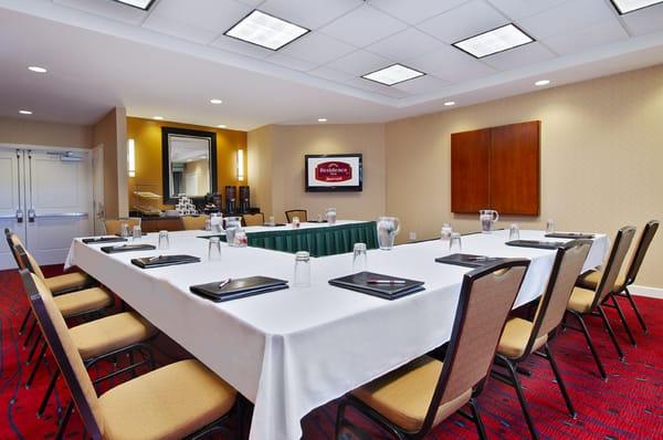 Book your next intimate event in our onsite meeting space, offering free WiFi and multiple arrangement options!