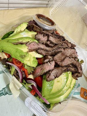 Avocado Salad with steak