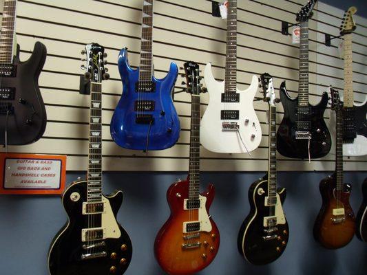 Good selection of acoustic and electric guitars!