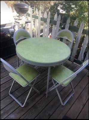 Midcentury folding table and4 chairsGreat for patios and storage